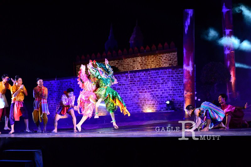 20151125-Loy Kratong_103.JPG